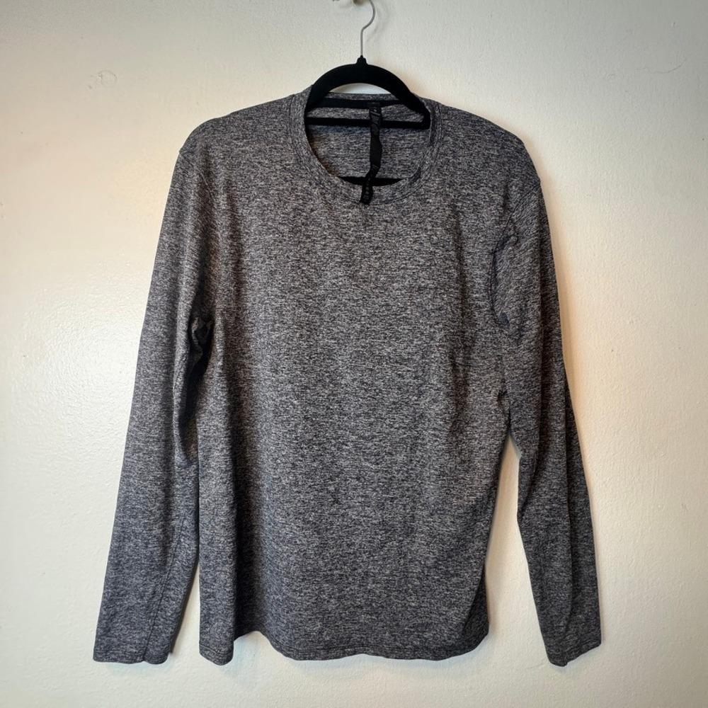 Lululemon Metal Vent Tech Long Sleeve Shirt Mens Medium Grey Space Dye Athletic